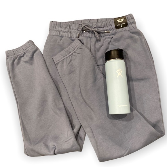Hydro Flask Pants - Hydro Flask and 💥NWT💥 joggers!!!